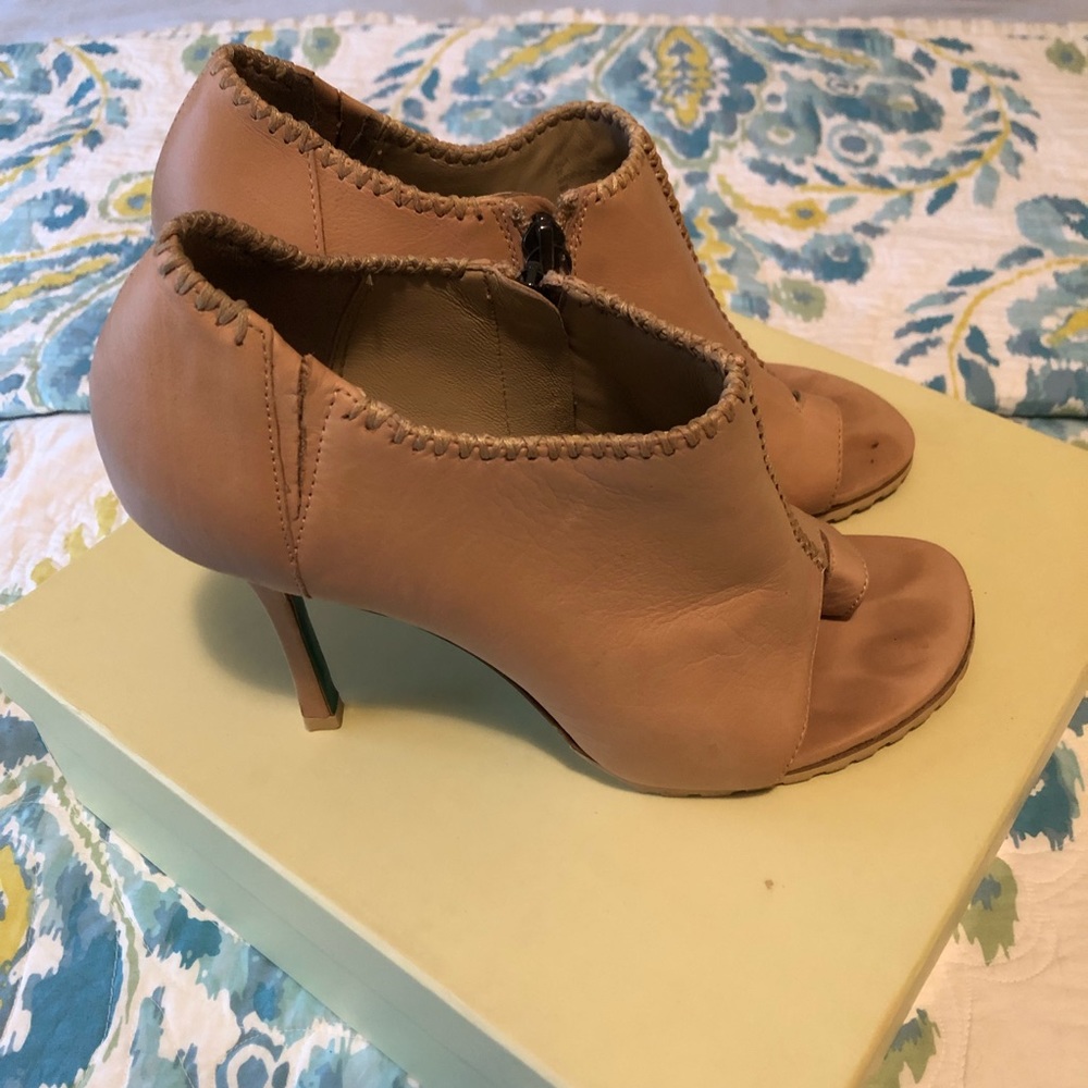 Lisa Pliner (Donald J. Pliner) Booties.